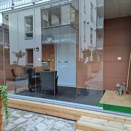 Ydinkeskustassa Saunallinen Huoneisto Kahdessa Tasossa Куопіо Екстер'єр фото